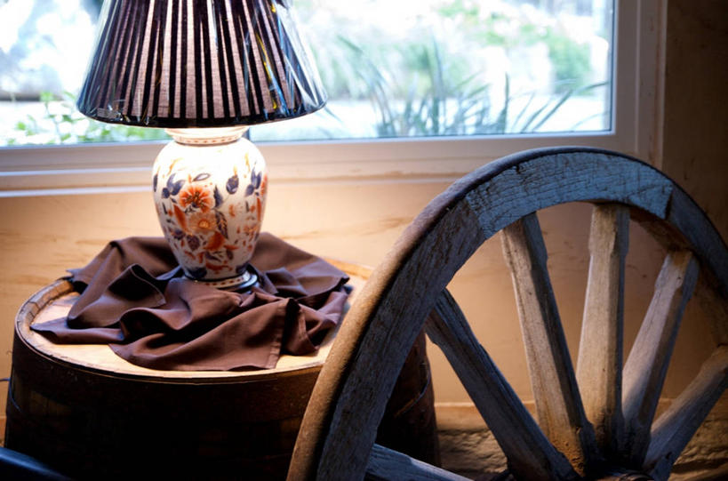 无人,横图,室内,白天,窗户,美国,灯,桌布,车轮,运输,摄影,加利福尼亚,圣地牙哥市,彩图