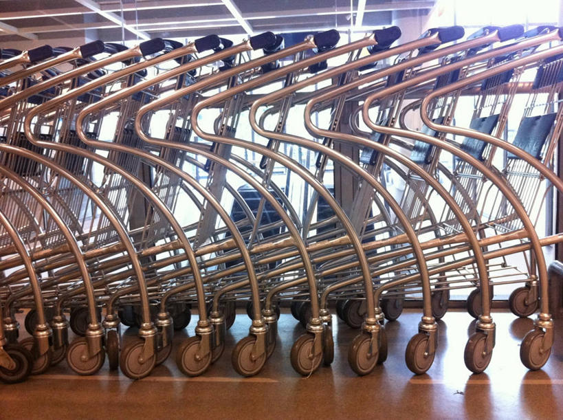 无人,横图,室内,白天,重复,消费,购物车,新加坡,一排,许多,整齐,金属,首都,很多,排列,摄影,队列,新加坡市,式样,超级市场,彩图