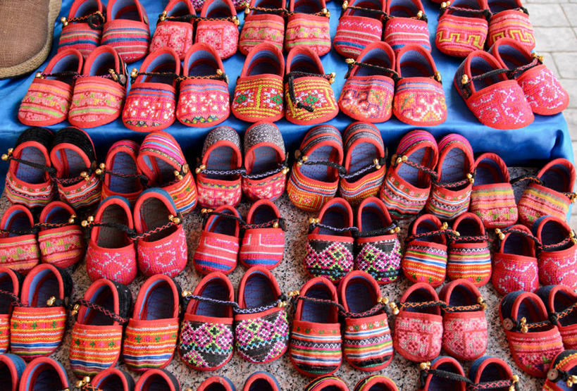 无人,横图,室外,特写,白天,鞋子,泰国,许多,丰富,小的,很多,货摊,零售,摄影,多样,贩卖,清迈省,彩图