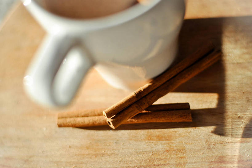 无人,横图,室内,特写,保加利亚,阴影,木制,肉桂,首都,饮食,饮料,白色,马克杯,摄影,热饮,索非亚,彩图