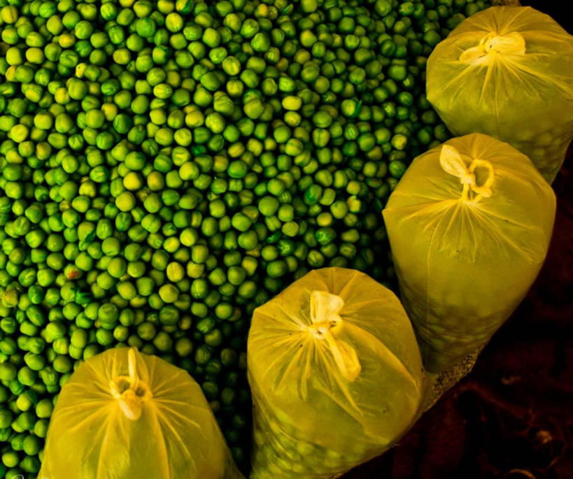 无人,横图,俯视,室内,白天,蔬菜,印度,丰富,包,塑胶,豌豆,市场,塑料袋,零售,摄影,清新,印度文化,海得拉巴,彩图,高角度拍摄