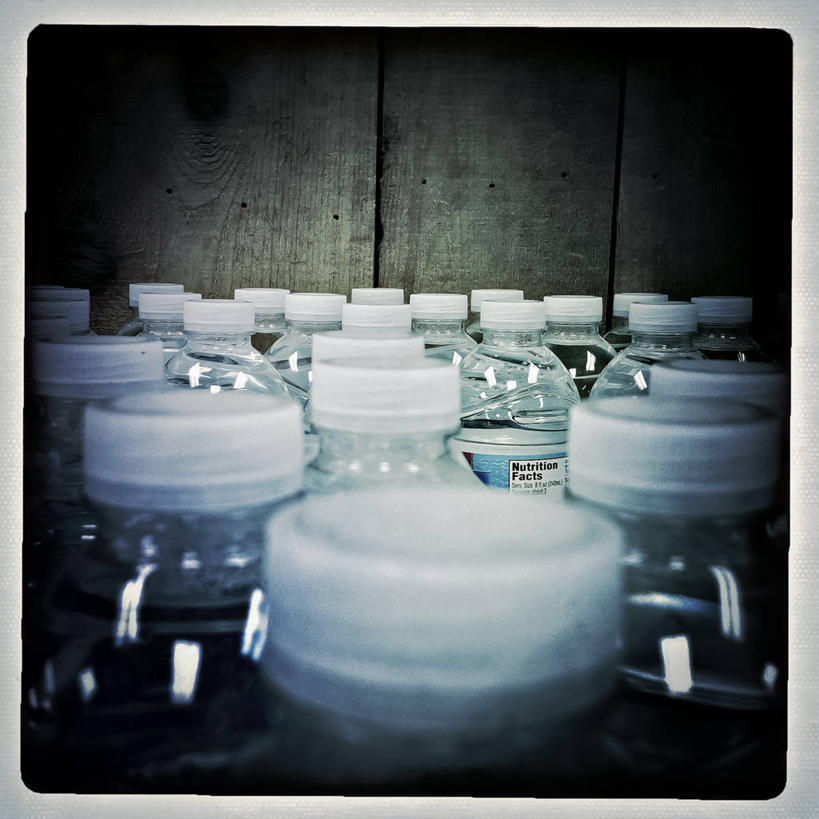 无人,方图,室内,白天,水,美国,许多,丰富,塑胶,水瓶,很多,冷饮,摄影,加利福尼亚,萨克拉门托,彩图