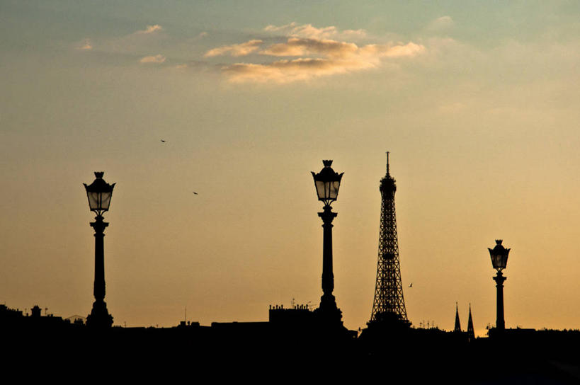 无人,横图,室外,日落,天际线,城市,建筑,路灯,法国,巴黎,欧洲,艾菲尔铁塔,云,塔,埃菲尔铁塔,首都,天空,摄影,宁静,西欧,法兰西,剪影,巴黎铁塔,法国文化,法兰西共和国,战神广场,法兰西第五共和国,法兰西岛,法兰西岛大区,彩图,巴黎省,巴黎市