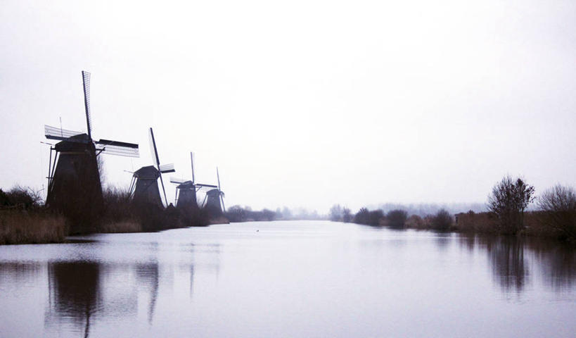 无人,横图,室外,白天,河流,荷兰,环保,反射,风景,天空,自然,摄影,能源,宁静,回收,资源,利用,低碳,循环,替代能源,环境保护,万里无云,磨坊,持续,小孩堤防,彩图