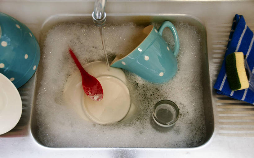 无人,横图,俯视,室内,水,澳大利亚,肥皂泡,海绵,水槽,水龙头,圆点,流水,盘子,马克杯,毛巾,汤匙,碗,摄影,肮脏,部分,邋遢,昆士兰州,龌龊,污秽,汤斯维尔,彩图,高角度拍摄,例行公事
