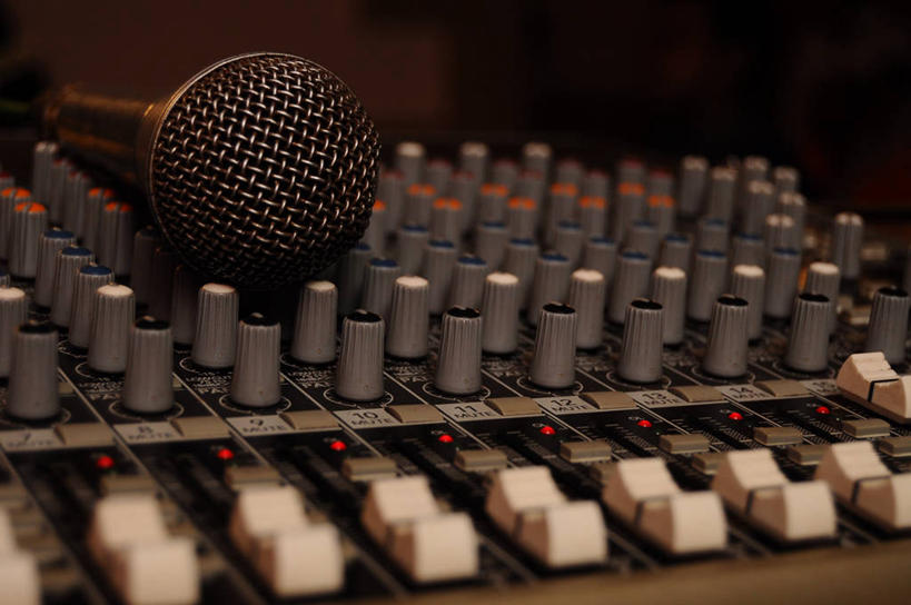 无人,横图,室内,特写,重复,技术,孟加拉国,亚洲,首都,音乐,摄影,控制,麦克风,旋钮,南亚,孟加拉人民共和国,达卡,音频混合器,彩图