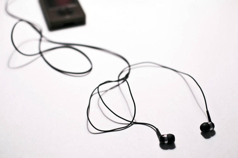 无人,横图,特写,白色背景,美国,乐器,音乐,耳机,摄影,金属丝,芝加哥市,彩图,影棚拍摄