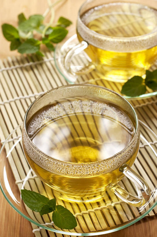 无人,竖图,室内,白天,桌子,日光,德国,透明,木制,木纹,饮料,茶碟,摄影,草本,清新,德国文化,茶杯,彩图