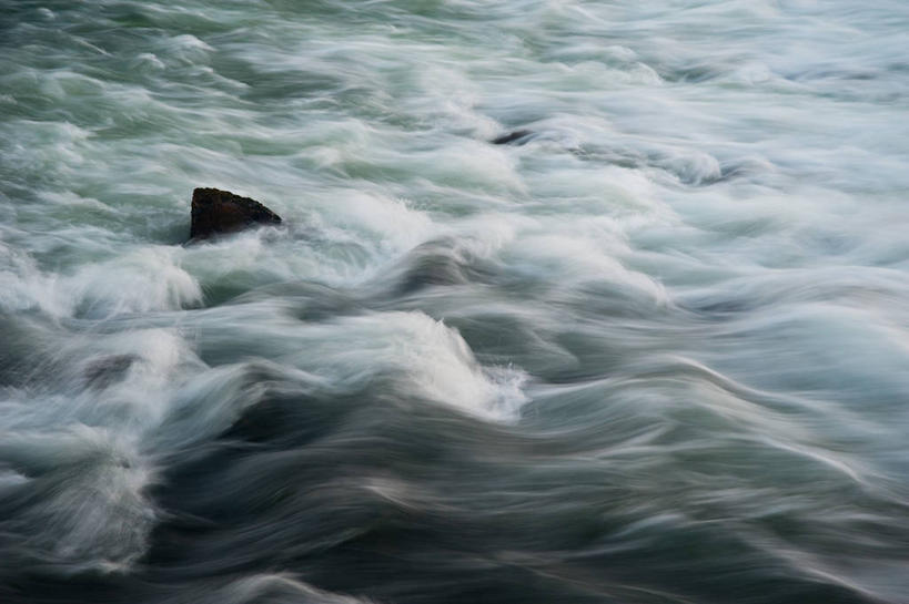 无人,横图,室外,白天,长时间曝光,河流,法国,自然,波浪,摄影,宁静,法兰西岛大区,马恩省,岩石,彩图