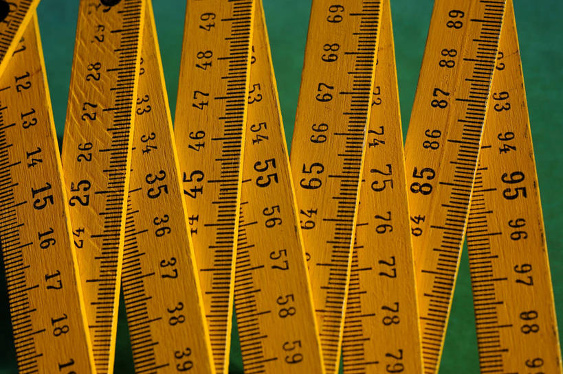 无人,横图,俯视,室内,特写,德国,一排,绿色背景,整齐,木制,数字,文字,排列,尺,摄影,准确,队列,式样,彩图,高角度拍摄