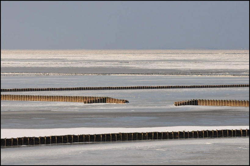 无人,横图,室外,白天,美景,雪,德国,欧洲,荷兰,冰,景观,篱笆,流水,水平线,风景,天空,自然,景色,寒冷,摄影,宁静,西欧,自然风光,德意志联邦共和国,荷兰王国,尼德兰王国,格罗宁根,彩图,瓦登海