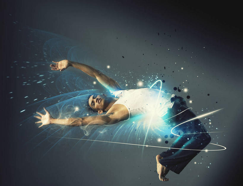 成年人,一个人,举,横图,留白,侧面,长时间曝光,锻炼,夜生活,快乐,兴奋,自由,信心,仅一个男性,仅一个人,弯腰,发光,数码合成,刺激,仅一个年轻男性,托,赤脚,活力,乐趣,平衡,摄影,专心,下腰,现代舞,享乐,敏捷,弹性,男人,男性,年轻男性,年轻人,舞者,举起,举手,举着,向上举,向上伸,向上托,彩图,舞蹈