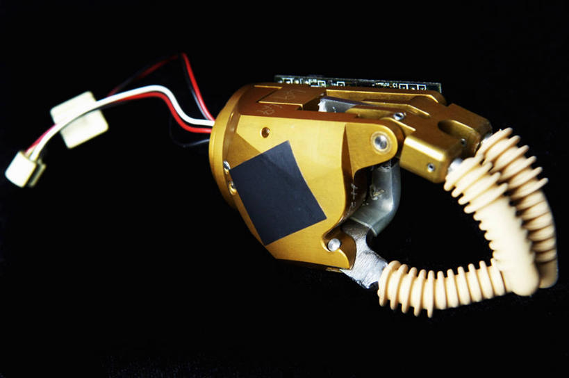 手,无人,横图,特写,技术,黑色背景,英格兰,一个,摄影,单个,手术,残疾,假肢,整形,彩图,影棚拍摄,外科手术,医疗美容外科手术,整形手术