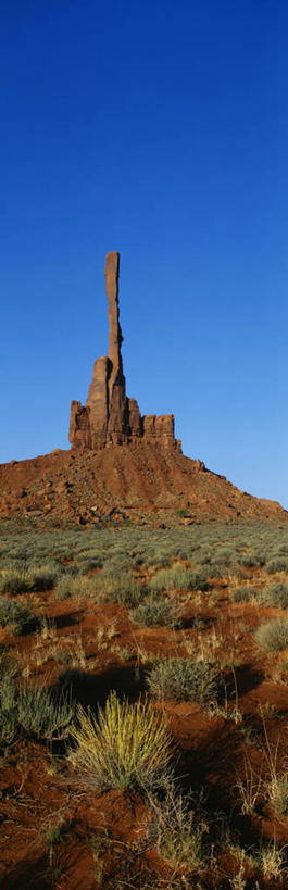 无人,竖图,全景,室外,白天,沙漠,美国,地形,历史,蓝色,风景,天空,自然,摄影,亚利桑那,北美,北美洲,岩层,美洲,美国文化,亚利桑那州,纪念碑山谷,纪念碑谷,纪念碑山谷公园,纪念谷,大峡谷之州,北亚美利加洲,亚美利加洲,纪念碑谷纳瓦霍部落公园,图腾柱,岩石,彩图,旅行,美利坚合众国