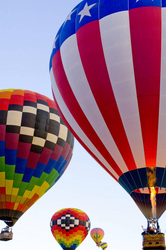 无人,竖图,彩色,室外,白天,美国,五个,许多,半空,飞,天空,热气球,摄影,五颜六色,宁静,色彩斑斓,享乐,五彩缤纷,新墨西哥,五彩斑斓,阿尔伯克基,式样,五光十色,彩图,传统节日