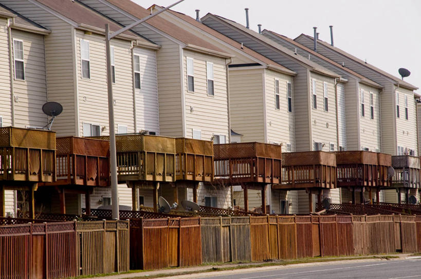 无人,横图,室外,白天,重复,建筑,美国,一排,整齐,房屋,篱笆,排列,摄影,队列,卫星天线,维吉尼亚,一致,彩图,居住区