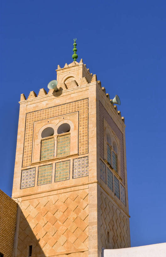 无人,竖图,室外,白天,仰视,建筑,突尼斯,地标建筑,摄影,尖塔,清真寺,万里无云,彩图,低角度拍摄,旅行
