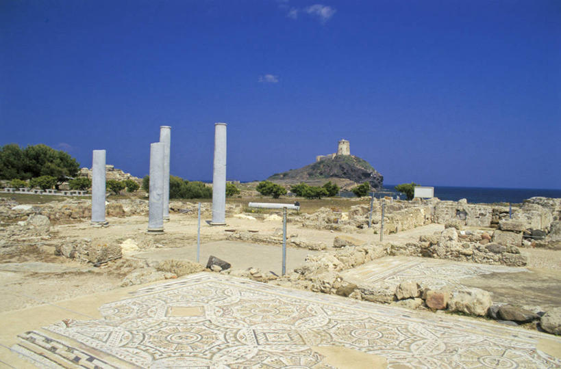 无人,横图,室外,白天,海洋,意大利,柱子,水平线,古罗马,废墟,摄影,考古学,万里无云,撒丁岛,彩图