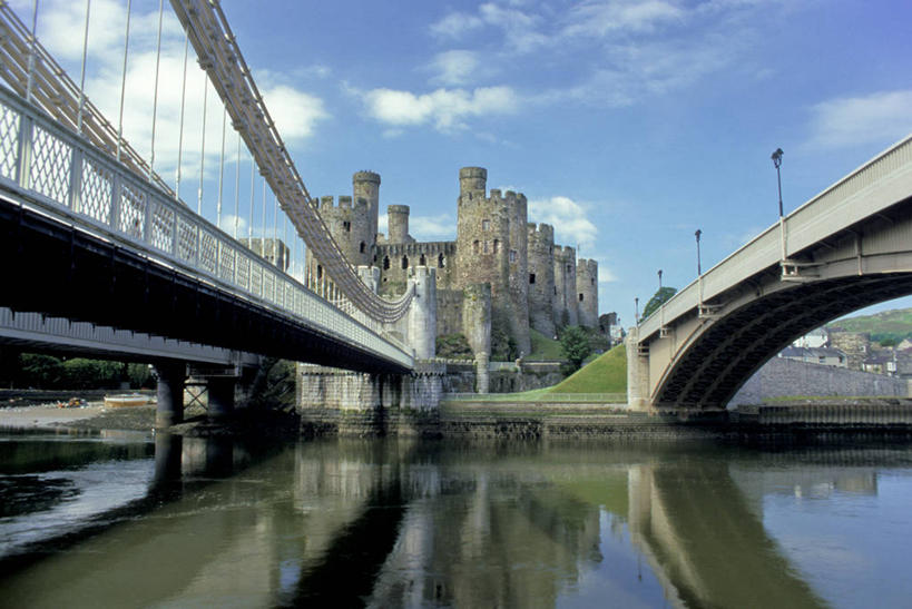 无人,横图,室外,白天,河流,建筑,英国,欧洲,反射,城堡,桥,摄影,西欧,要塞,大不列颠,威尔士,大不列颠及北爱尔兰联合王国,大不列颠及爱尔兰联合王国,威尔士公国,康威城堡,彩图,康威自治市,大不列颠王国,大英帝国,联合王国,日不落帝国