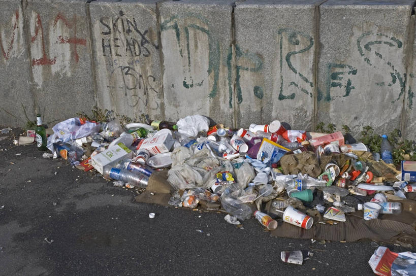 横图,室外,白天,欧洲,乌克兰,堆叠,环保,塑胶,垃圾,首都,排列,瓶子,摄影,能源,污染,回收,资源,利用,低碳,循环,基辅,持续,彩图,海港