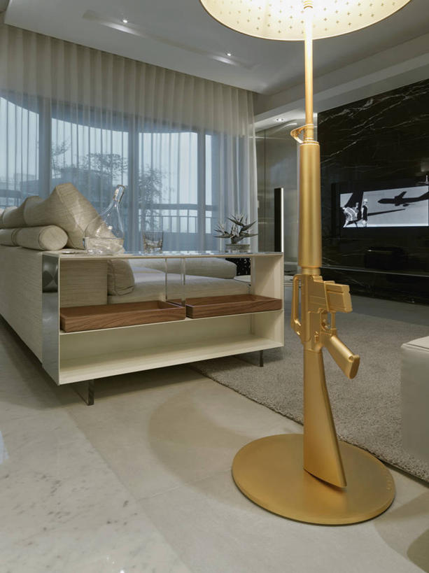 无人,竖图,室内,白天,台湾,日光,亚洲,枪支,光,现代,灯,落地灯,来福枪,台北,当代