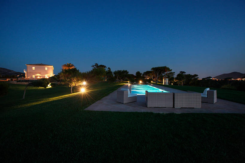 无人,游泳池,横图,室外,水,沙发,西班牙,欧洲,球袋,现代,黄昏,照亮,当代