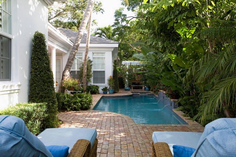 无人,游泳池,家,横图,室内,白天,建筑,喷泉,日光,美国,球袋,地形,院子,现代,北美,佛罗里达,当代,森林别墅