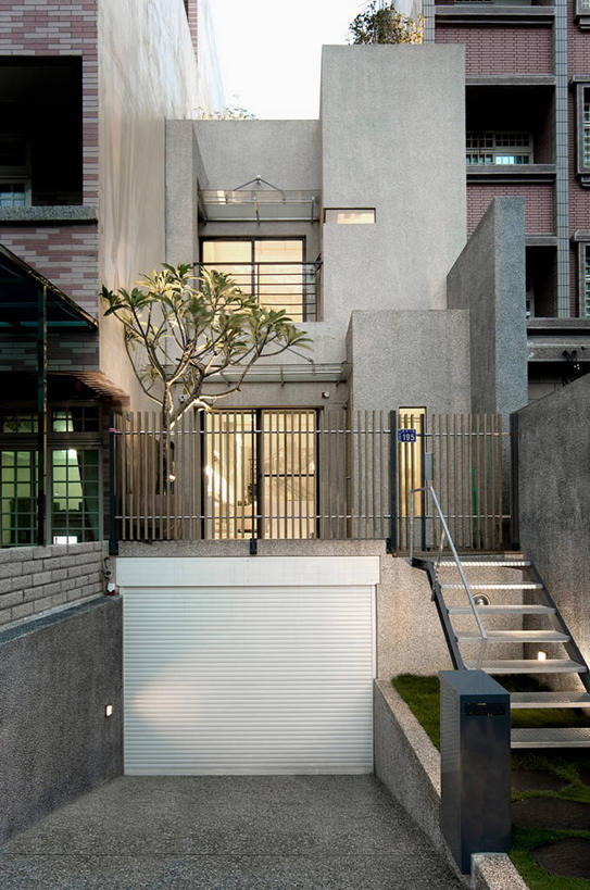 无人,家,竖图,室外,白天,车库,楼梯,建筑,台湾,日光,亚洲,房屋,地形,篱笆,现代,建造,照亮,联排别墅