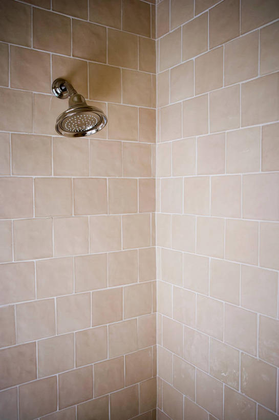 无人,家,竖图,室内,浴室,建筑,美国,淋浴,瓷砖,角落,干净,建造,北美,加利福尼亚,淋浴头,化妆室,铬合金,厕所