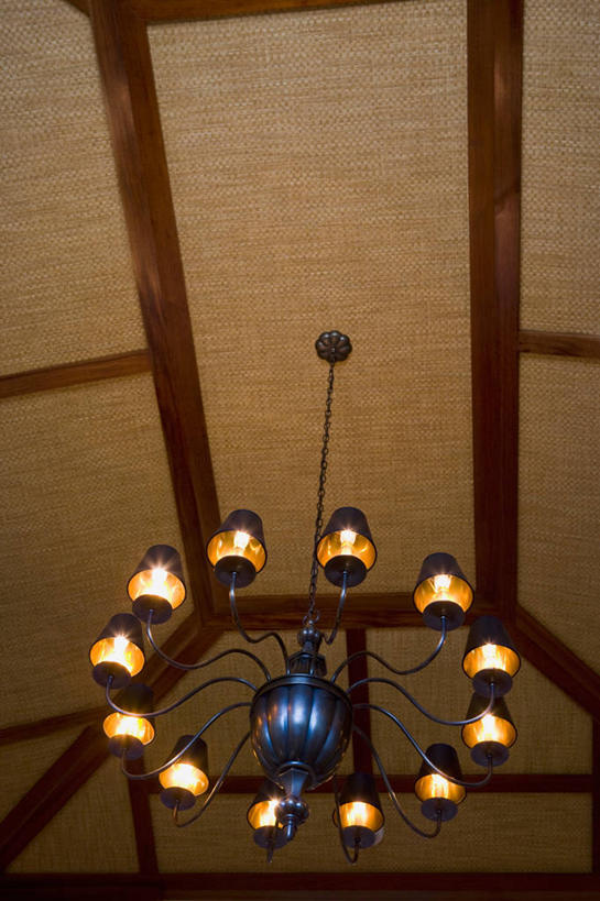 无人,竖图,室内,爱情,奢侈,天花板,珠宝,美国,矿石,光,钻石,金刚石,昂贵,坚硬,贵重,北美,宝石,坚定,水晶吊灯,信念,瓦胡岛,约定,宝贵,当代,金刚钻