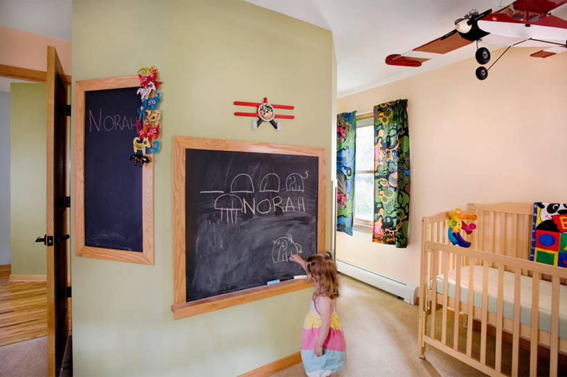 儿童,家,横图,室内,白天,床,家具,卧室,建筑,日光,美国,建造,婴儿床,北美,明尼苏达