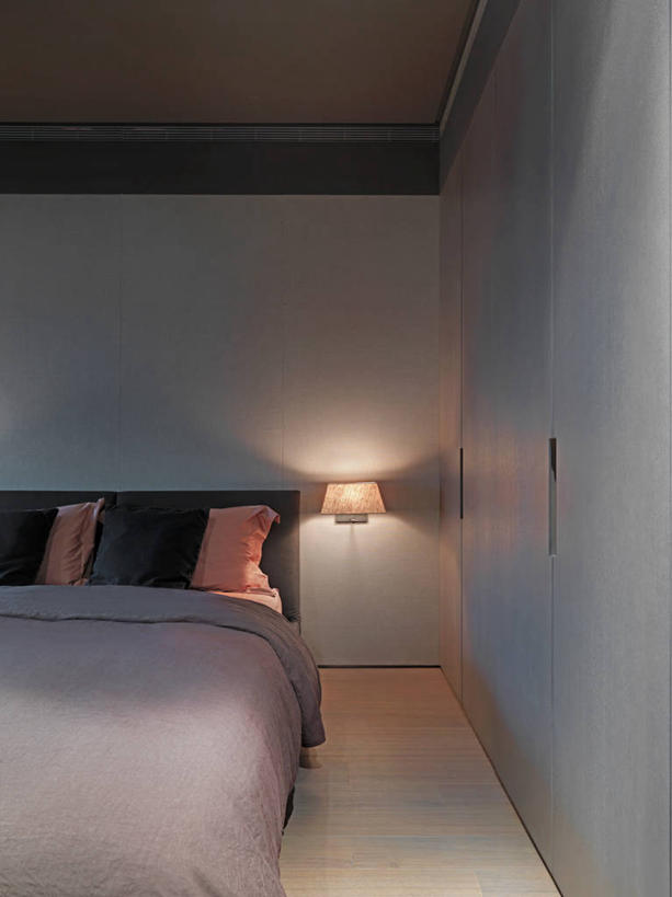 无人,家,竖图,室内,床,家具,卧室,建筑,台湾,亚洲,光,角落,干净,床上用品,现代,灯,建造,羽绒被,台北