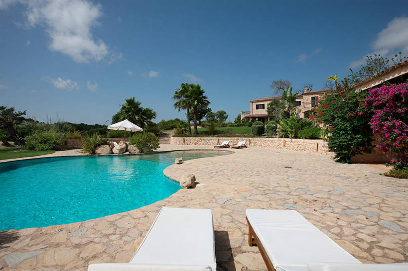 无人,游泳池,横图,室外,白天,水,日光,西班牙,欧洲,球袋,舒适