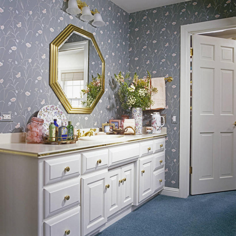 化妆,美容,壁纸,地毯,柜子,镜子,浴室,花瓶,护肤,篮子,水槽,粉色,蓝色,化妆棉,化妆品,毛巾,保养,享受,休闲,放松,保健,化妆用品,反射镜,养颜