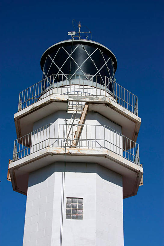 无人,竖图,室外,白天,水,道路,建筑,日光,西班牙,欧洲,信息,岛,灯塔,交通,方向,建造,引导,指引,航标,导航