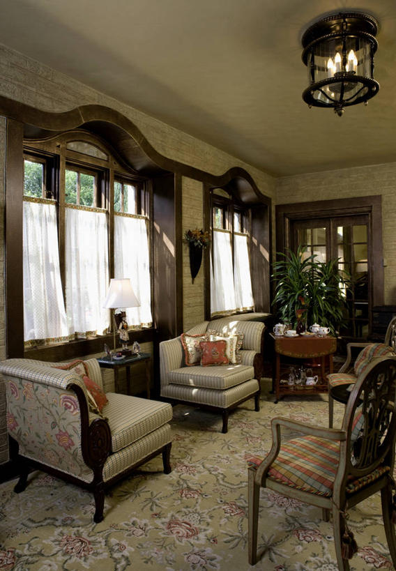 竖图,窗户,窗帘,椅子,花纹,灯具,米色,起居室,穗