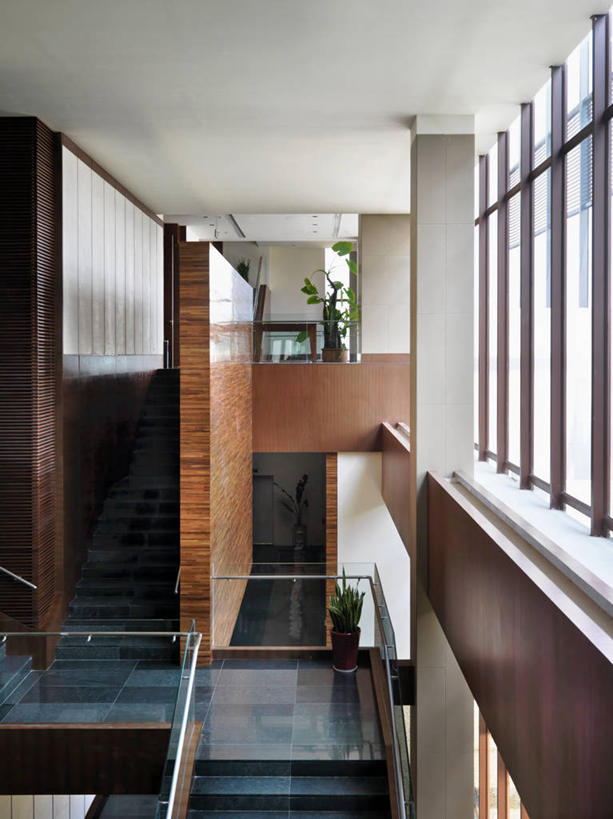 无人,竖图,室内,白天,窗户,楼梯,建筑,日光,亚洲,瓷砖,着陆,建造,硬木