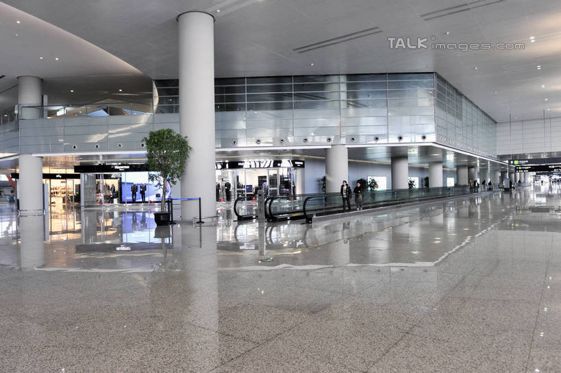 无人,横图,室内,白天,正面,旅游,度假,植物,门,标志建筑,地标,建筑,照明,上海,中国,亚洲,阴影,光线,盆栽,影子,走道,走廊,过道,灯光,盆景,娱乐,建设,顶灯,灯,绿色,自然,灯具,门框,享受,休闲,旅游胜地,放松,旋转门,生长,成长,虹桥机场,照亮,申,照明设备,东亚,长宁区,上海市,中华人民共和国,沪,华东地区,虹桥路,上海虹桥国际机场,彩图,shlbh1