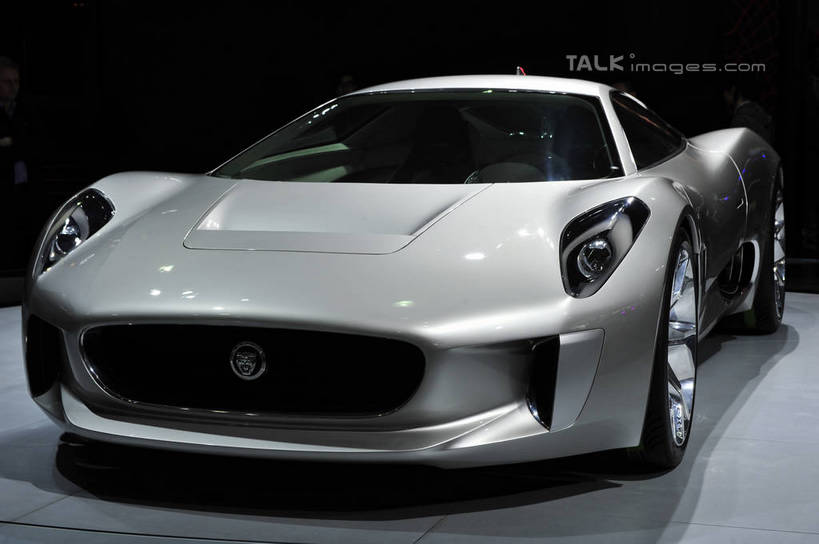 无人,横图,室内,白天,正面,旅游,度假,窗户,标志建筑,地标,建筑,汽车,照明,上海,中国,亚洲,一辆,停靠,阴影,光线,影子,灯光,银色,跑车,娱乐,建设,浦东,玻璃窗,车,灯,车窗,灯具,交通工具,享受,休闲,展示,旅游胜地,放松,展览,车展,照亮,申,照明设备,停泊,载具,捷豹,浦东新区,东亚,上海新国际博览中心,上海市,龙阳路,前照灯,前大灯,车前灯,中华人民共和国,沪,华东地区,美洲虎,彩图,汽车展览,积架,shlbh1