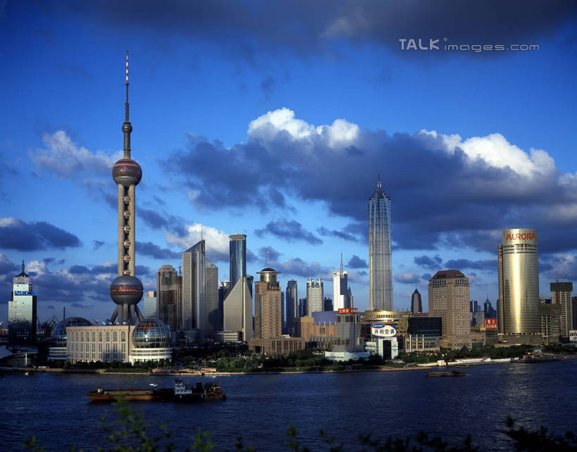 无人,横图,全景,室外,白天,正面,度假,河流,美景,水,天际线,植物,城市风光,标志建筑,城市,地标,建筑,上海,中国,亚洲,河水,景观,水流,云,云朵,建筑群,云彩,娱乐,建设,东方明珠,黄浦江,金茂大厦,浦东,树,树木,蓝色,绿色,白云,蓝天,天空,自然,外滩,天,享受,休闲,景色,放松,环球金融中心,生长,晴朗,成长,申,电视塔,柏悦酒店,国际贸易金融中心,合生国际大厦,花旗集团大厦,金融中心,陆家嘴,陆家嘴金融中心,浦东新区,上海环球金融中心,香格里拉酒店,震旦国际大楼,东亚,东方明珠电视塔,上海市,中华人民共和国,沪,华东地区,晴空,彩图,黄埔滩,上海外滩,外黄埔滩,shrj1