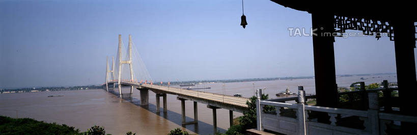 无人,横图,全景,室外,白天,正面,度假,河流,美景,水,植物,城市风光,标志建筑,城市,大桥,地标,建筑,立交桥,轮船,桥梁,船,上海,中国,亚洲,阴影,光线,影子,河水,景观,水流,高架,建筑群,斜拉桥,桥,娱乐,建设,树,树木,蓝色,绿色,蓝天,天空,阳光,自然,交通工具,天,享受,休闲,景色,放松,杨浦大桥,生长,晴朗,成长,申,载具,杨浦区,东亚,上海市,万里无云,中华人民共和国,沪,华东地区,晴空,晴空万里,彩图,宁国路,shrj1