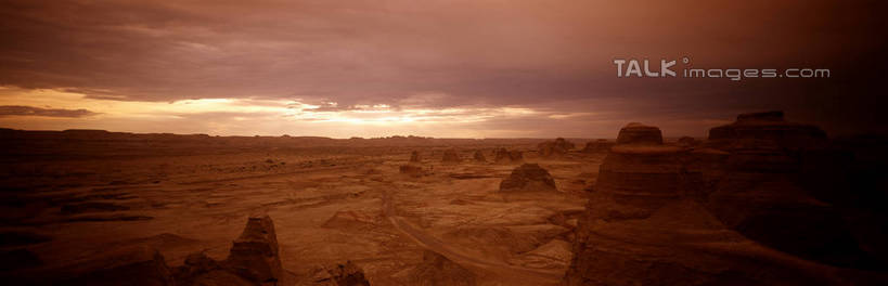 无人,横图,全景,室外,白天,正面,旅游,度假,石头,美景,日落,山,山脉,峡谷,阴影,朦胧,模糊,光线,纹路,石子,纹理,影子,景观,山峰,晚霞,霞光,云,云朵,落日,山谷,山峦,云彩,娱乐,白云,阳光,自然,黄昏,群山,享受,休闲,景色,彩霞,放松,连绵,绵延,岩层,自然风光,山岭,肌理,联贯,夕照,薄暮,石块,岩石,夕阳,彩图,傍晚,斜阳,shrj1
