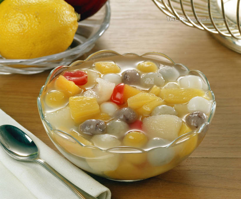 点心,汤团,无人,横图,俯视,室内,特写,白天,餐桌,桌子,柠檬,水果,玻璃,切开,阴影,新鲜,反射,影子,勺子,生食,料理,食品,果实,羹,美食,玻璃制品,食物,糕点,一个,餐巾,容器,调羹,汤匙,碗,切,中式,有机食品,绿色食品,单个,餐台,储藏,储存,水果羹,剖面,汤圆,切面,元宵,保洁方巾,口布,益母果,柠果,彩图,高角度拍摄,贮存,shrj1