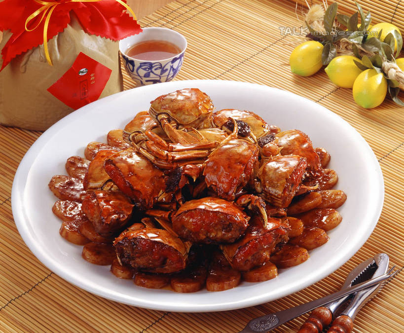 蟹,无人,横图,俯视,室内,特写,白天,烹饪,中餐,餐桌,桌子,柠檬,餐具,水果,阴影,新鲜,反射,螃蟹,叉子,刀叉,刀子,影子,陶瓷,生食,料理,食品,果实,陶瓷制品,菜肴,美食,食物,容器,碗,中式,佳肴,有机食品,绿色食品,餐台,储藏,储存,餐刀,毛蟹,大闸蟹,餐叉,河蟹,甲壳动物,中华绒螯蟹,坛子,进餐用具,益母果,柠果,彩图,高角度拍摄,贮存,shrj1