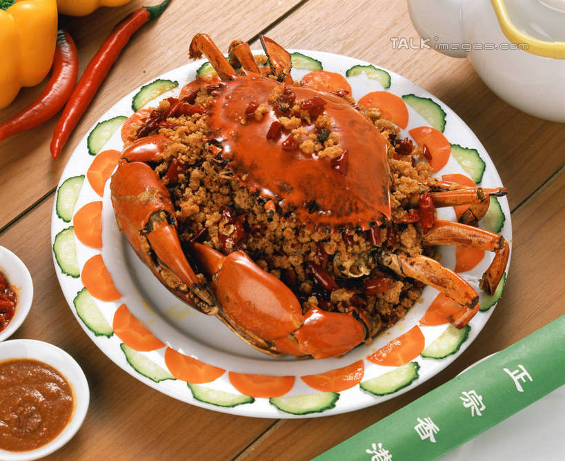 蟹,无人,横图,俯视,室内,特写,白天,烹饪,中餐,餐桌,桌子,萝卜,胡萝卜,黄瓜,辣椒,蔬菜,餐具,阴影,新鲜,反射,螃蟹,碟子,壶,盘,影子,陶瓷,调料,酱料,酱汁,佐料,料理,食品,陶瓷制品,调味品,调味料,酱,辣酱,菜肴,美食,水壶,食物,一只,盘子,茶壶,容器,碟,碗,中式,佳肴,有机食品,绿色食品,餐台,储藏,辣椒酱,储存,黄萝卜,番萝卜,青蟹,辣角,红海椒,大椒,辣虎,广椒,甲壳动物,和乐蟹,黄甲蟹,锯缘青蟹,蝤蛑,蟳,闸蟹,青瓜,辣子,胡瓜,红萝卜,红辣椒,海椒,甘荀,番椒,彩图,高角度拍摄,丁香萝卜,胡芦菔金,金笋,贮存,shrj1