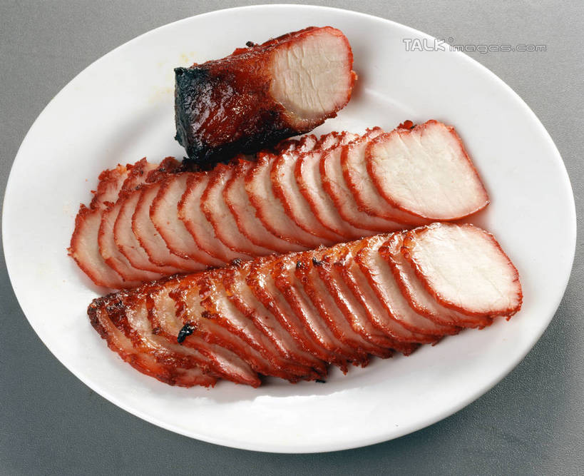 无人,横图,俯视,室内,特写,白天,烹饪,中餐,餐桌,桌子,餐具,一排,许多,阴影,整齐,并列,并排,反射,碟子,盘,影子,肉,料理,食品,很多,叉烧,猪肉,菜肴,美食,肉类,食物,排列,盘子,碟,中式,佳肴,餐台,队列,平行,肉食,豚肉,广东菜,粤菜,彩图,高角度拍摄,shrj1