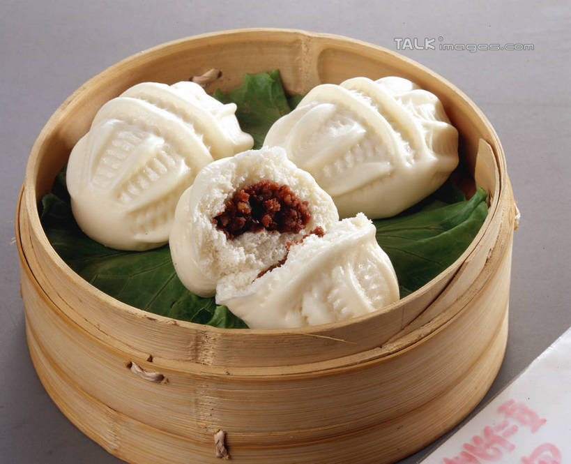 点心,蒸笼,无人,横图,俯视,室内,特写,白天,烹饪,餐桌,桌子,蔬菜,厨具,阴影,灰色背景,竹制,新鲜,反射,标志,文字,影子,字符,生菜,莴苣,肉,料理,食品,包子,面点,纸张,标识,肉糜,肉末,猪肉,美食,肉类,食物,红色,中式,汉字,摄影,有机食品,绿色食品,影棚,餐台,竹制品,中文,笼屉,肉食,肉包,烹饪用具,春菜,鹅仔菜,莴仔菜,千金菜,国文,华文,叶用莴苣,烹调用具,烹调,彩图,高角度拍摄,影棚拍摄,拍摄,猪肉末,肉包子,肉馒头,shrj1