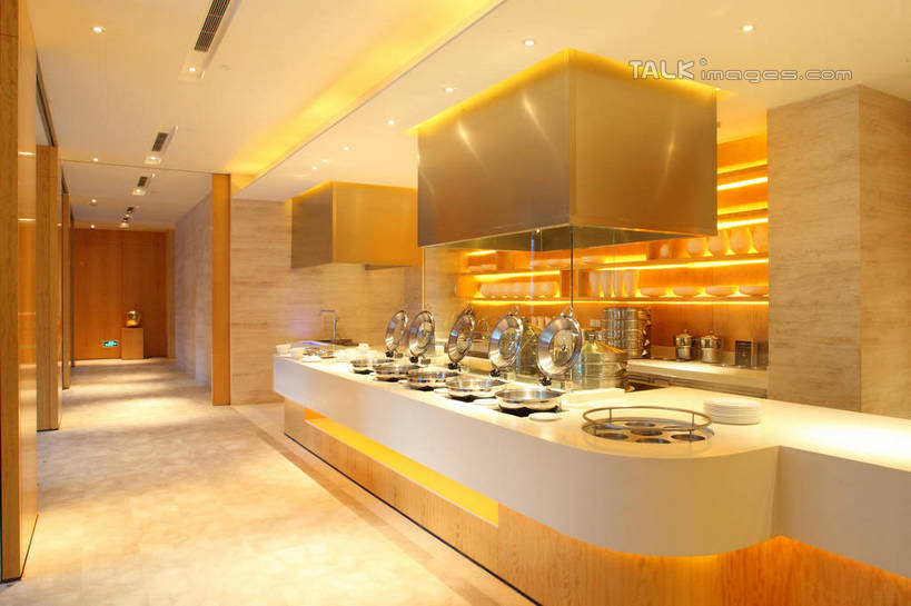 无人,餐厅,横图,室内,白天,正面,金属制品,照明,阴影,光线,金属,影子,灯光,顶灯,灯,夹子,容器,灯具,碗,储藏,照亮,便利,照明设备,储存,自助餐厅,食品夹,食物夹,面包夹,意粉夹,方便,彩图,餐馆,饭店,饭馆,贮存,shrj1