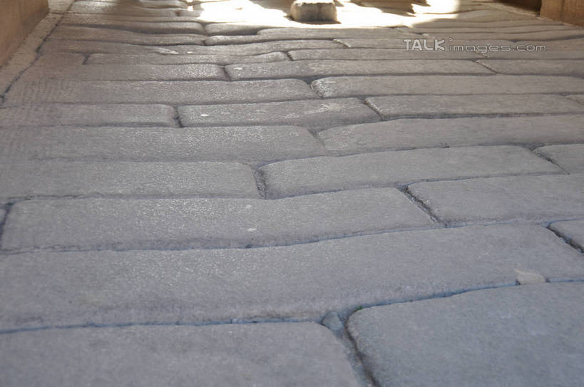 无人,横图,俯视,室外,特写,白天,旅游,度假,石头,名胜古迹,标志建筑,道路,地标,建筑,路,中国,亚洲,一排,许多,阴影,朦胧,模糊,遗迹,整齐,光线,石子,影子,小路,交通,古迹,文物,娱乐,建设,古建筑,排列,阳光,享受,休闲,旅游胜地,放松,队列,古文明,东亚,甘肃,甘肃省,嘉峪关,中华人民共和国,西北地区,甘,嘉峪关市,石块,岩石,彩图,高角度拍摄,shsgf1