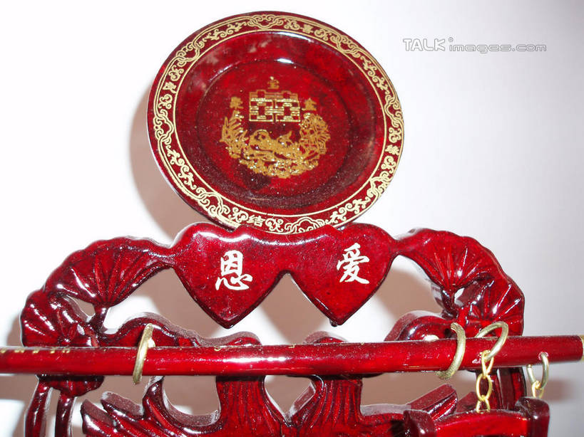 无人,横图,室内,特写,白天,正面,筷子,静物,餐具,阴影,反射,木制,英文,标志,碟子,木桶,盘,桶,文字,影子,字符,字母,墙,文化,标识,传统,墙壁,墙面,盘子,木制品,容器,碟,汉字,储藏,英文字母,礼节,储存,中文,礼仪,国文,华文,进餐用具,彩图,贮存,shslj1